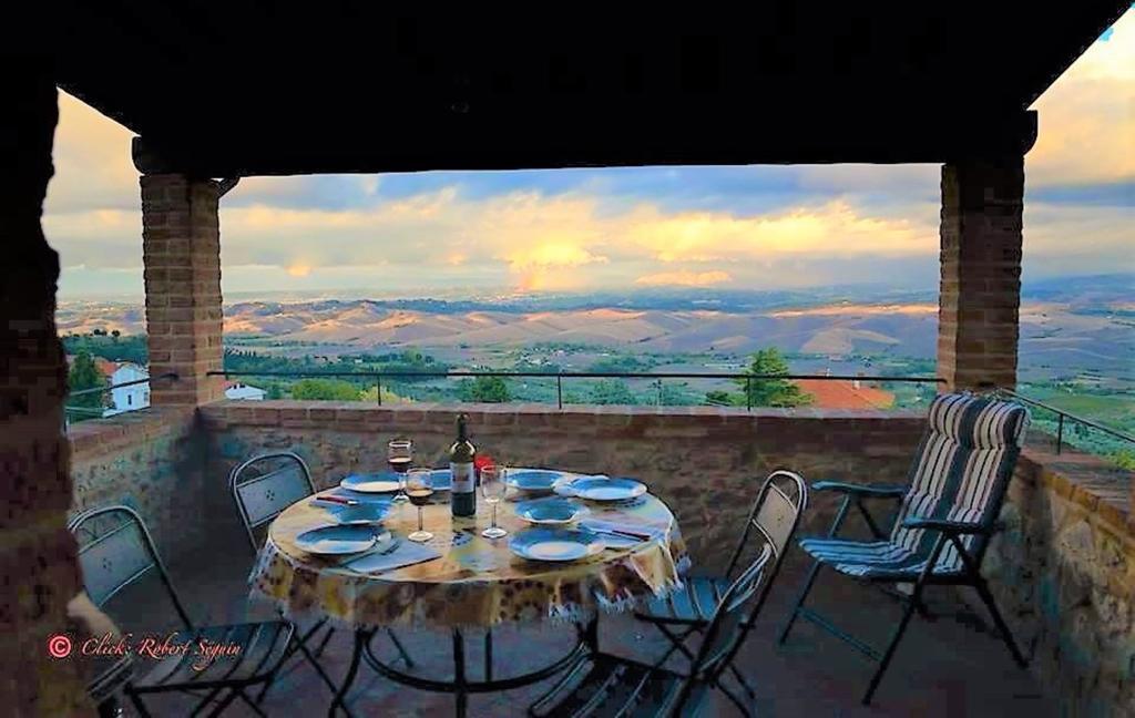 La Terrazza Chianni Exterior foto